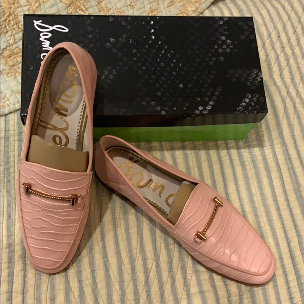 Sam Edelman Lior Loafer NWT in pink croc gold hw